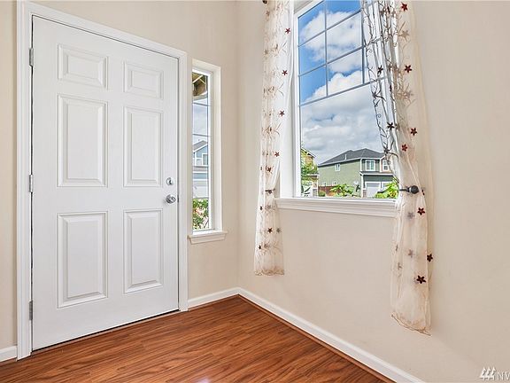 4th image of 18203 111th Avenue Ct E