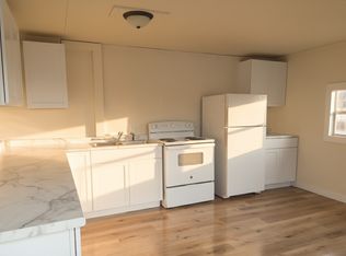 720 S 6th St, Hot Springs, SD 57747