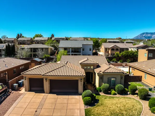 952 S Peachtree Dr, Toquerville, UT 84774