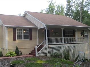 7792 Venable Rd, Kents Store, VA 23084