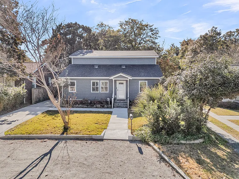 1187 Marquis Rd — Photo 3