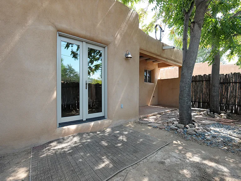 247 Casados St — Photo 14