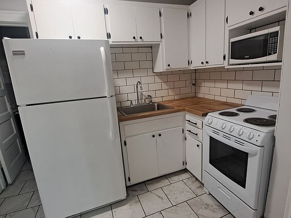 3rd image of 4535 Bryant Ave N