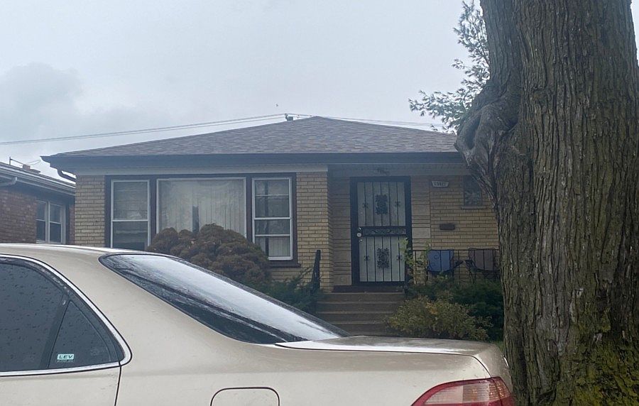 1st image of 15921 E Woodbridge Ave