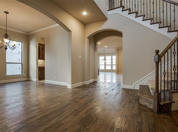 3rd image of 3417 Dunbar Ct