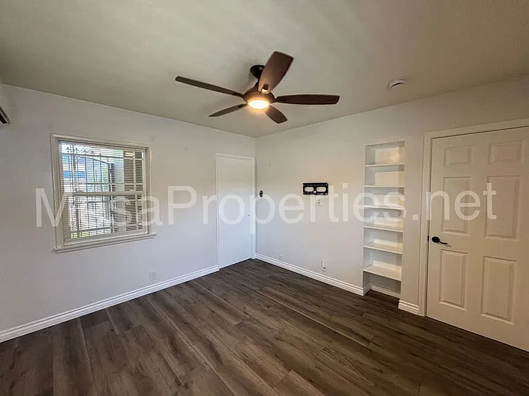 6056 Walnut Ave — Photo 7