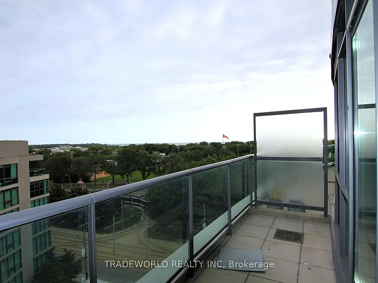 219 Fort York Blvd #807 — Photo 10