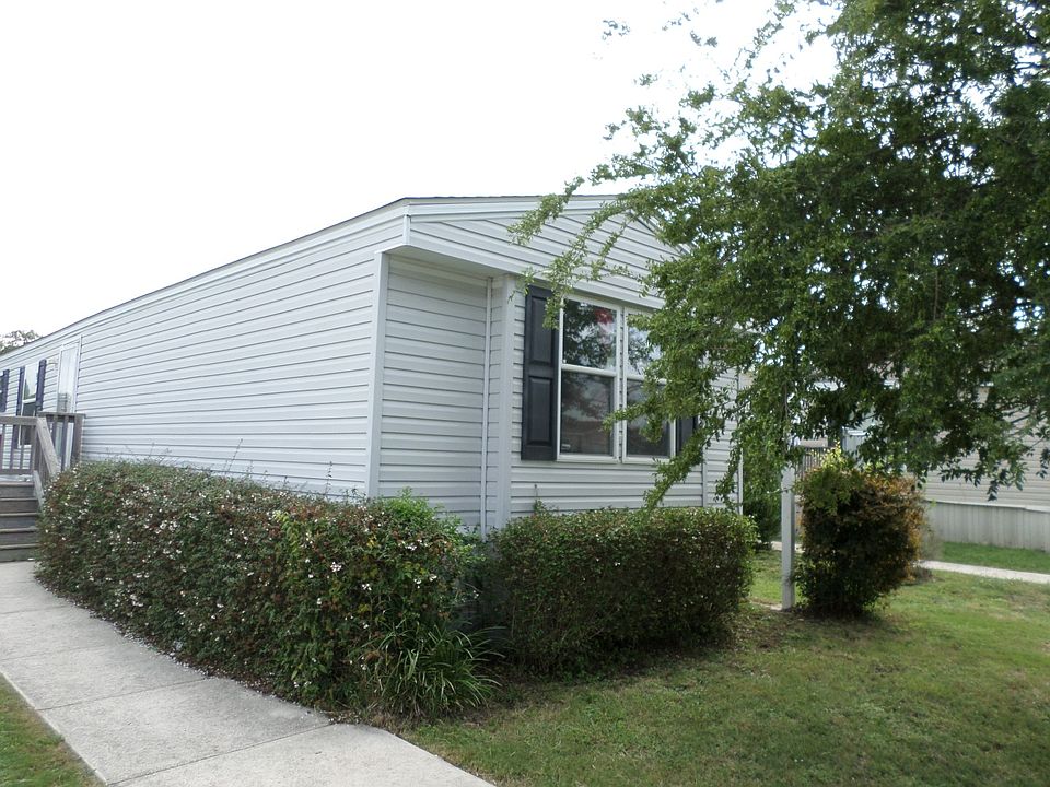 1st image of 312 Pheasant Ln #76