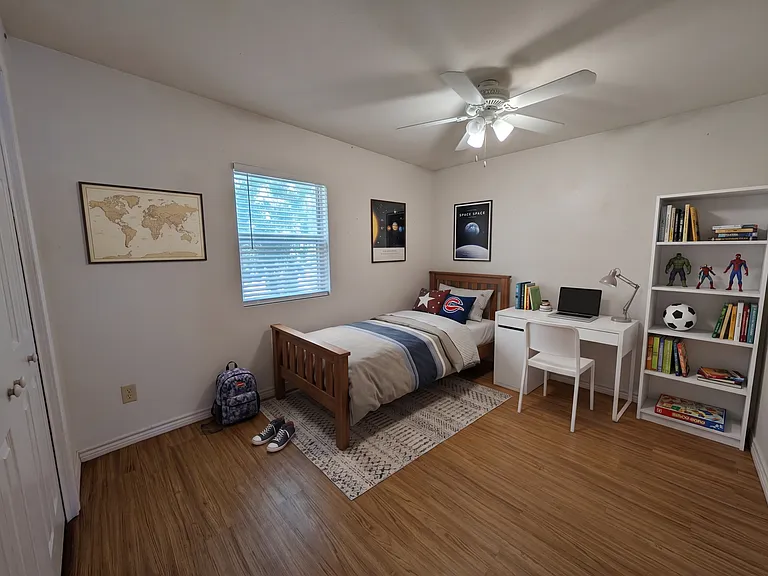 114 Scofield Ave #101 — Photo 5