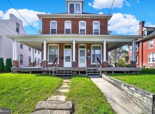 138 N Market St, Elizabethtown, PA 17022