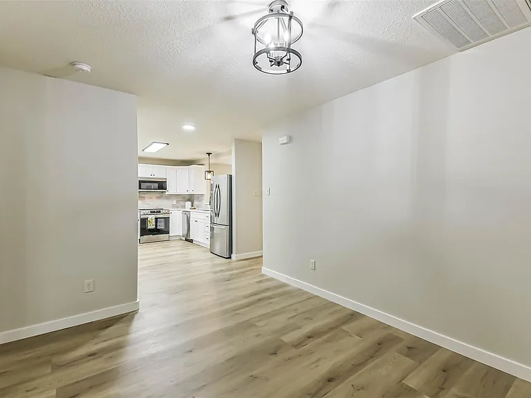 1799 League Line Rd #5 — Photo 14