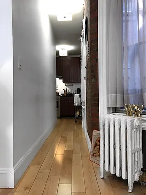 Rented by LJ Sloane Management | media 36