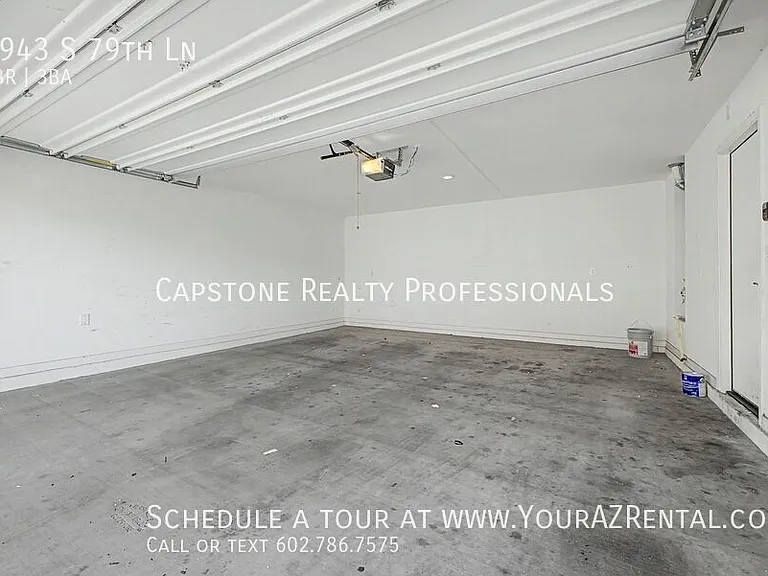 3943 S 79th Ln — Photo 31