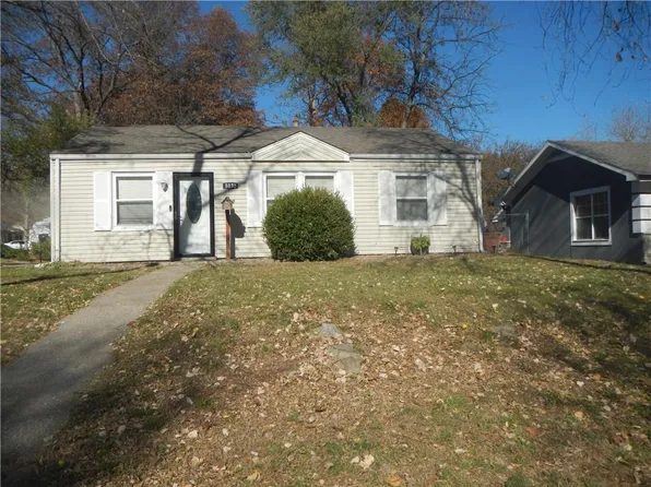 5030 Hagemann St, Kansas City, KS 66106