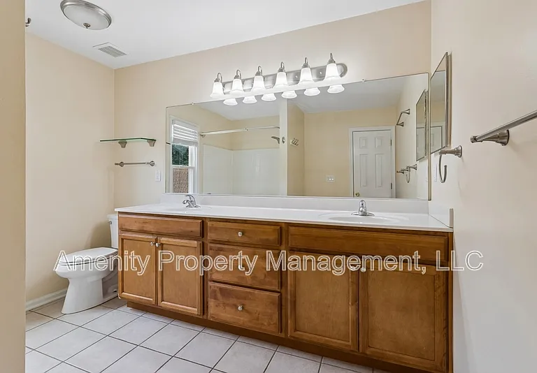 1012 Austenwood Ct — Photo 31