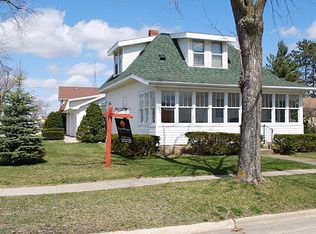206 E Chestnut St, Pardeeville, WI 53954