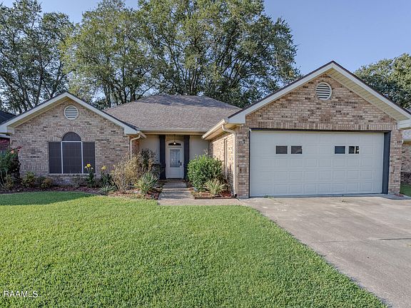 2nd image of 213 Tuscany Valley Dr