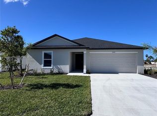 17200 Cantu Ct, North Fort Myers, FL 33917