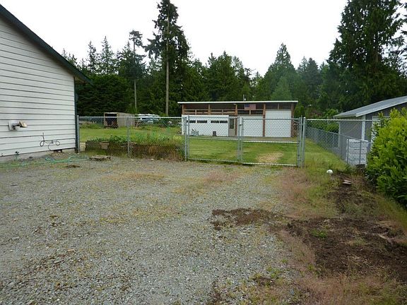 4th image of 7620 319th Pl NW