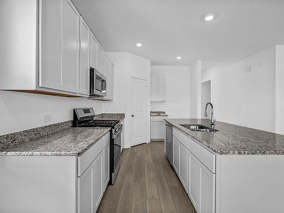 4th image of 134 Daylight Crest Dr