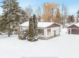 137 1st Ave, Tay, ON L0K1R0