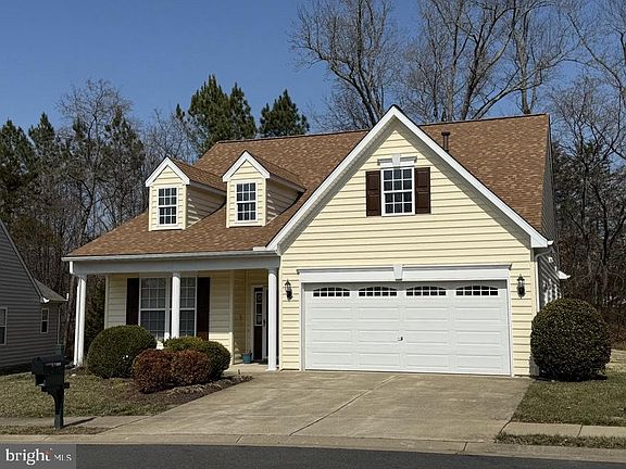 3rd image of 11805 Legacy Woods Dr