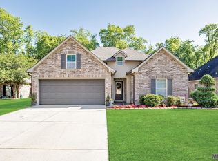 1394 Rue Riviere Dr, Port Allen, LA 70767