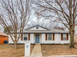 5423 Whisper Glen Dr, Arlington, TX 76017