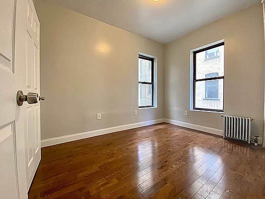 4th image of 105 W 137th St #5