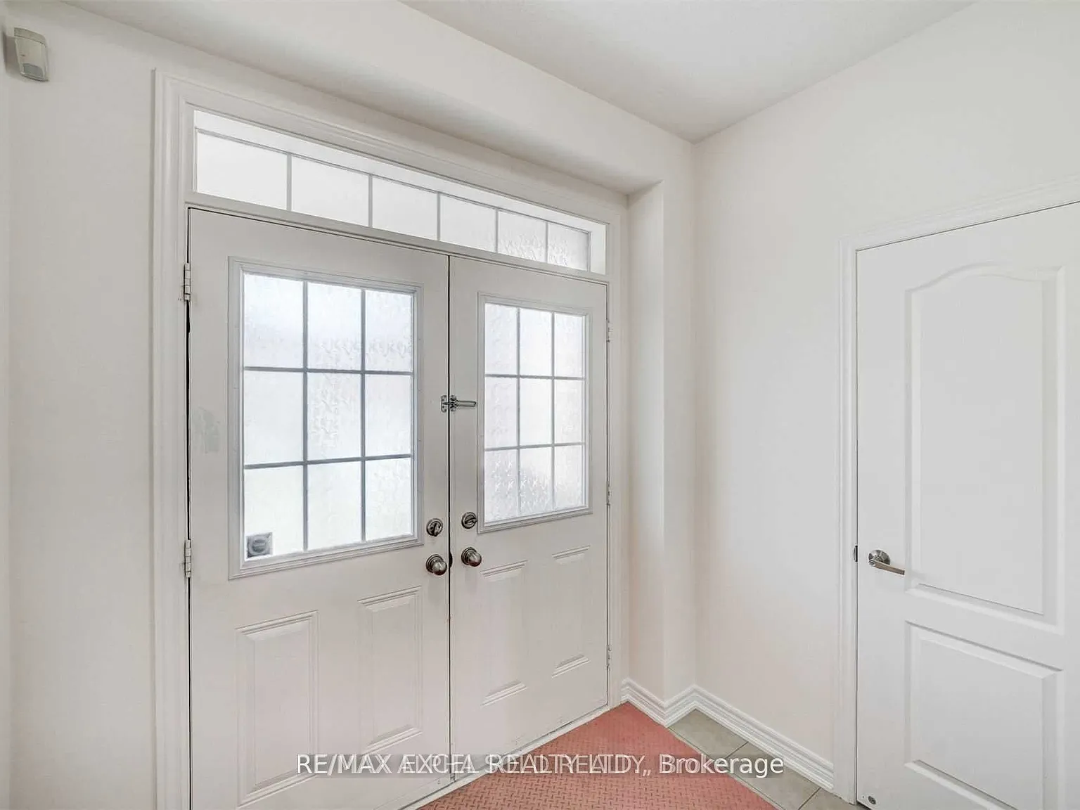 4 bed, $4,180 — Photo 4