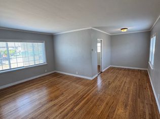 739 E Willow St #739B, Signal Hill, CA 90755