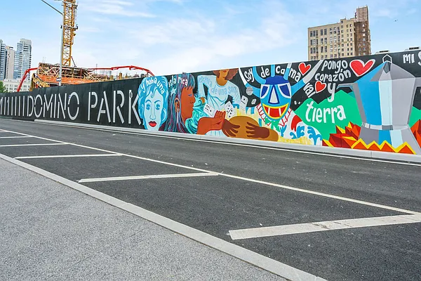 Rented by Golden Lioness Corp | media 8