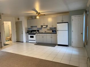 321 Maple Ave, Westbury, NY 11590