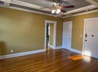 130 Sutherland Rd APT 5, Brighton, MA 02135