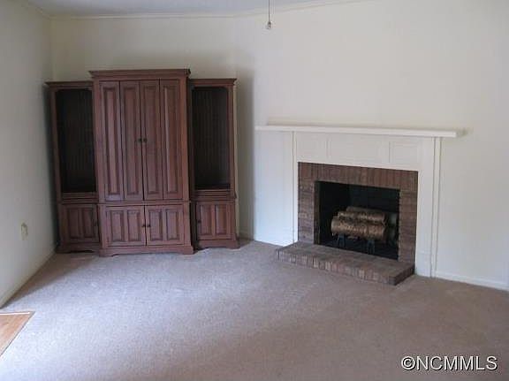 2nd image of 16 Lodge Ln