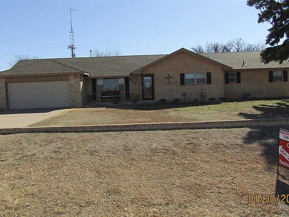 2nd image of 719 Country Club Dr
