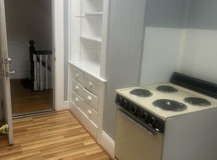 7 Willow St, Gardner, MA 01440