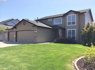 562 E Heritage Loop, La Center, WA