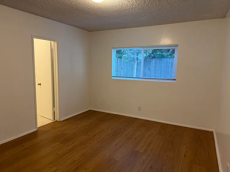 2750 E De Soto St #2 — Photo 3