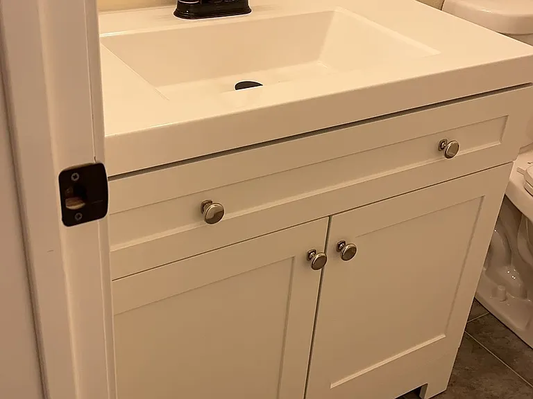1690 NE Pleasant St #206 — Photo 8