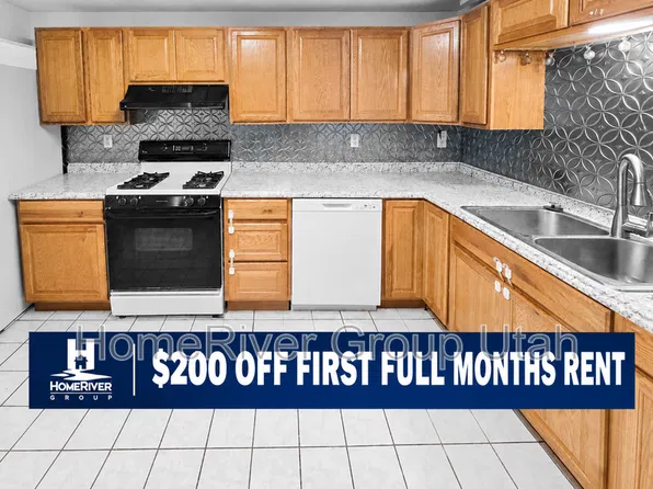 4785 S Bayport Way W, Salt Lake City, UT 84123