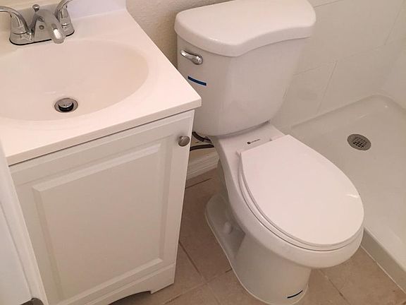 4th image of 1154 Engman St #1