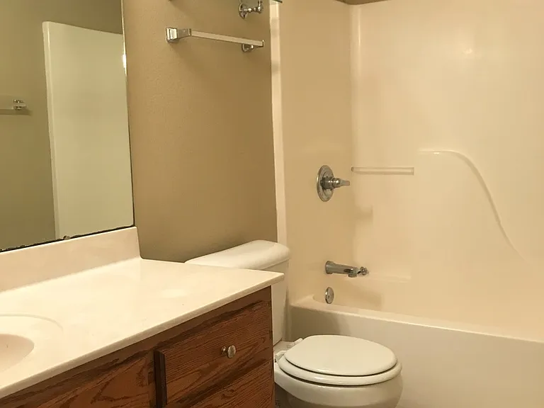 16 Mustang Dr — Photo 11