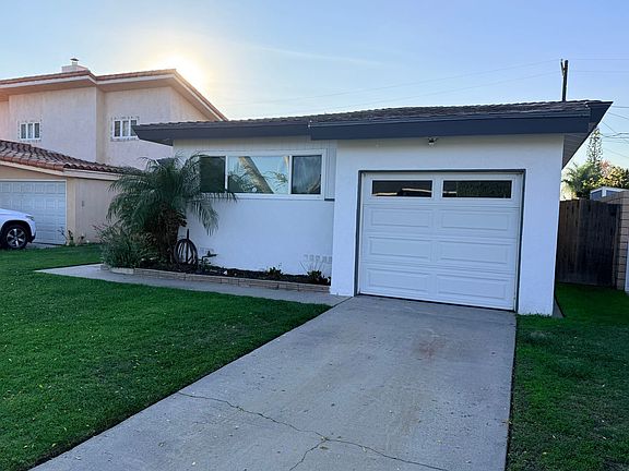 2nd image of 3513 Senasac Ave
