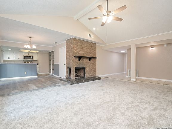 5th image of 8819 Pertshire St