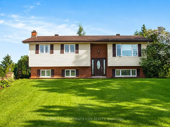 18528 Paragon Rd, South Glengarry, ON K6H 5R5