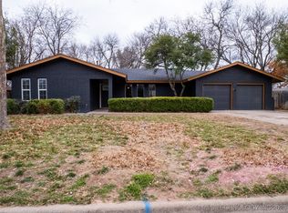 4008 NW Meadowbrook Dr, Lawton, OK 73505