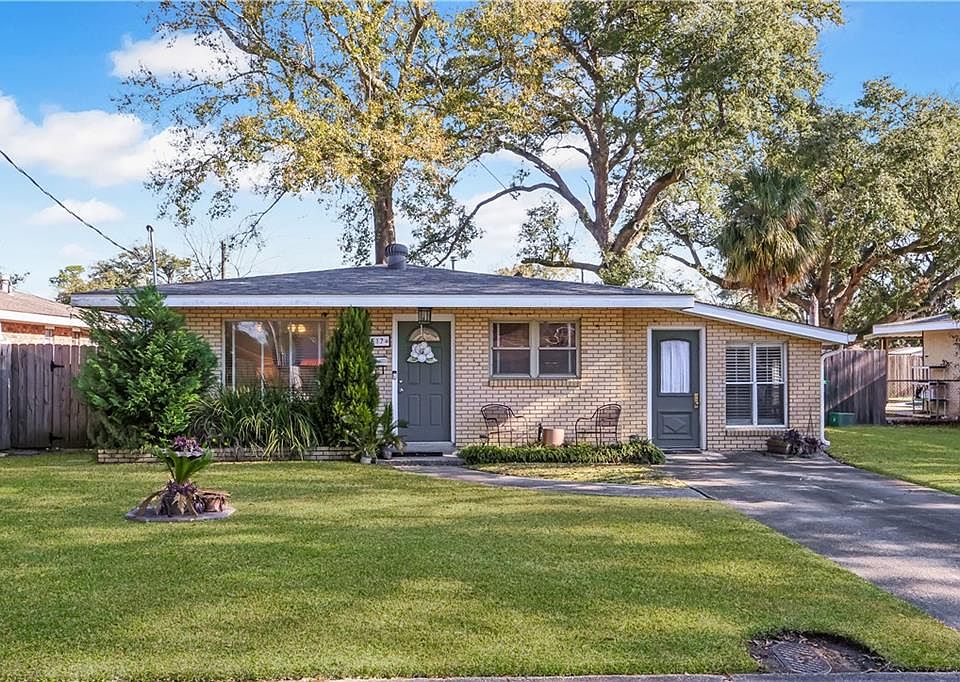 1st image of 10617 Salem St