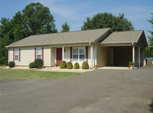 517 E Dalton Rd, King, NC 27021