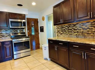 9058 Bennett Ave #1, Evanston, IL 60203